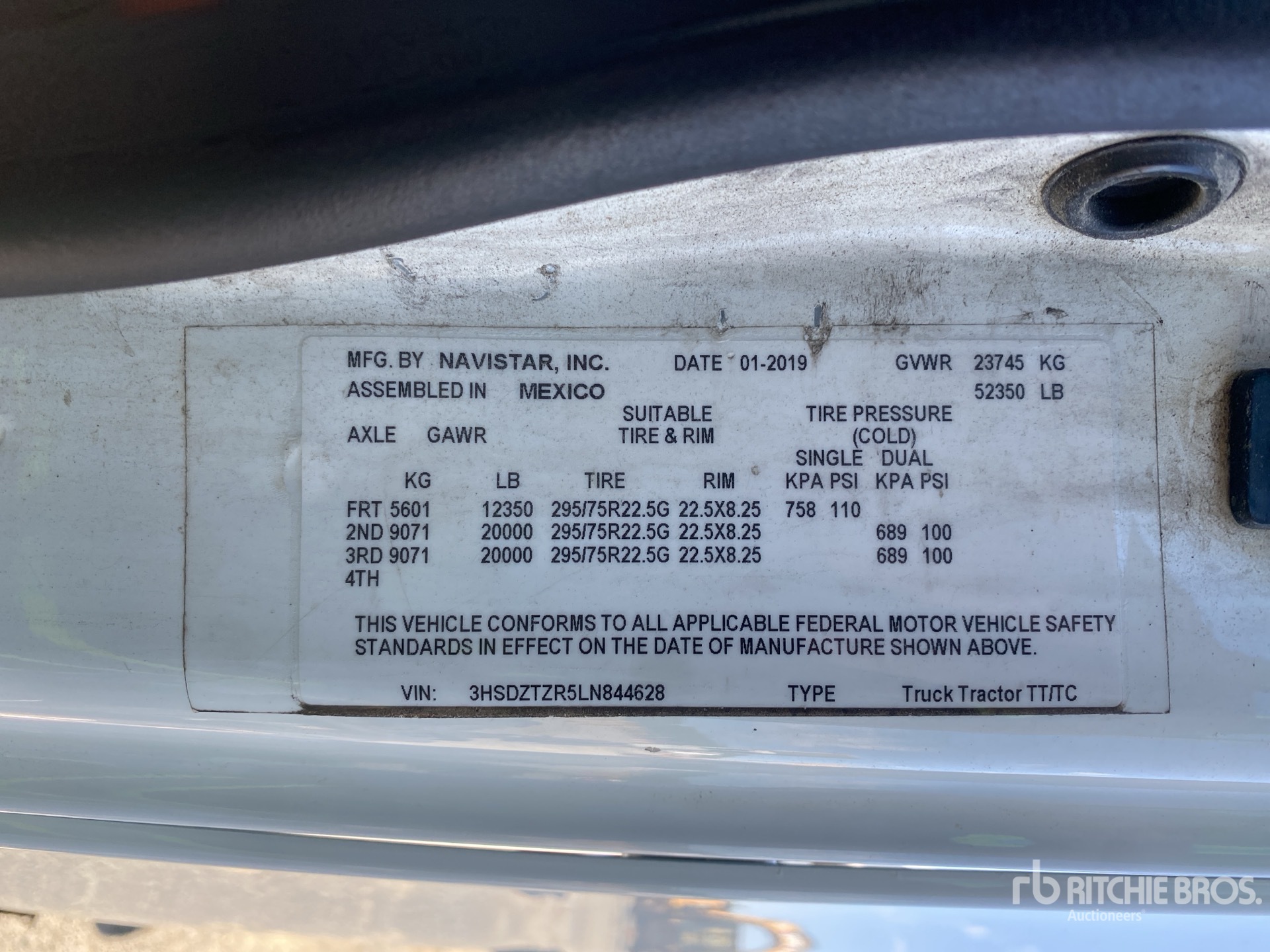 2020 International LT625