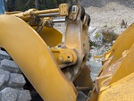 Chassis with Tilt Linkage