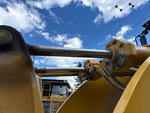 Hydraulics with Bucket Tilt Cylinders