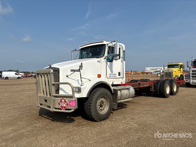 2012 Kenworth T800 6x4 Cab And Chassis