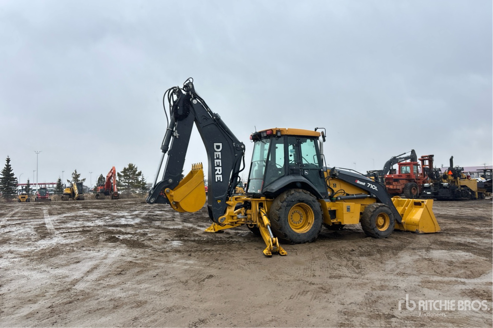 2019 John Deere 710L