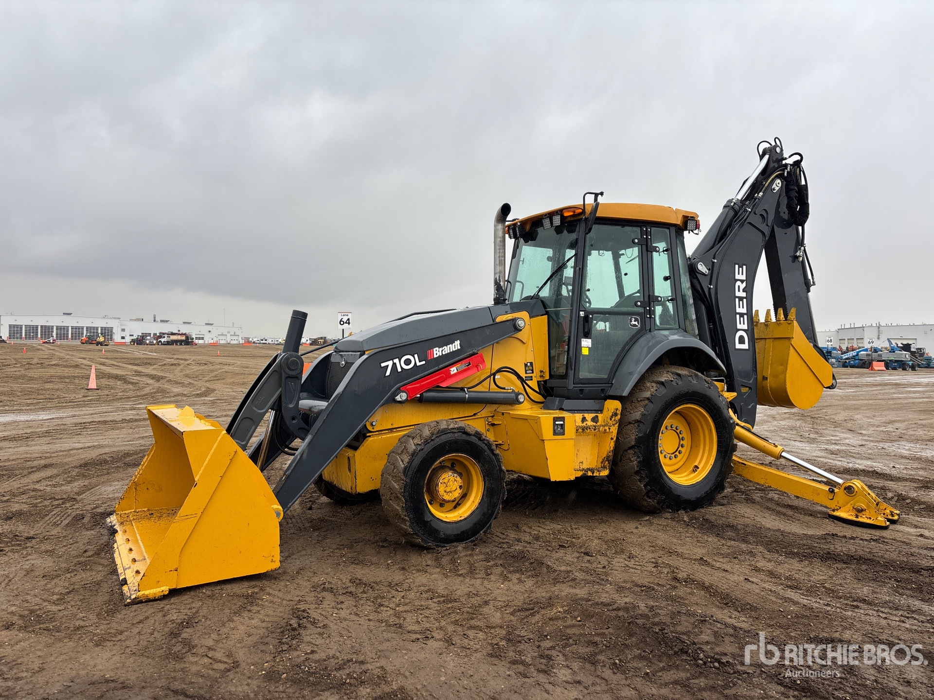 2019 John Deere 710L