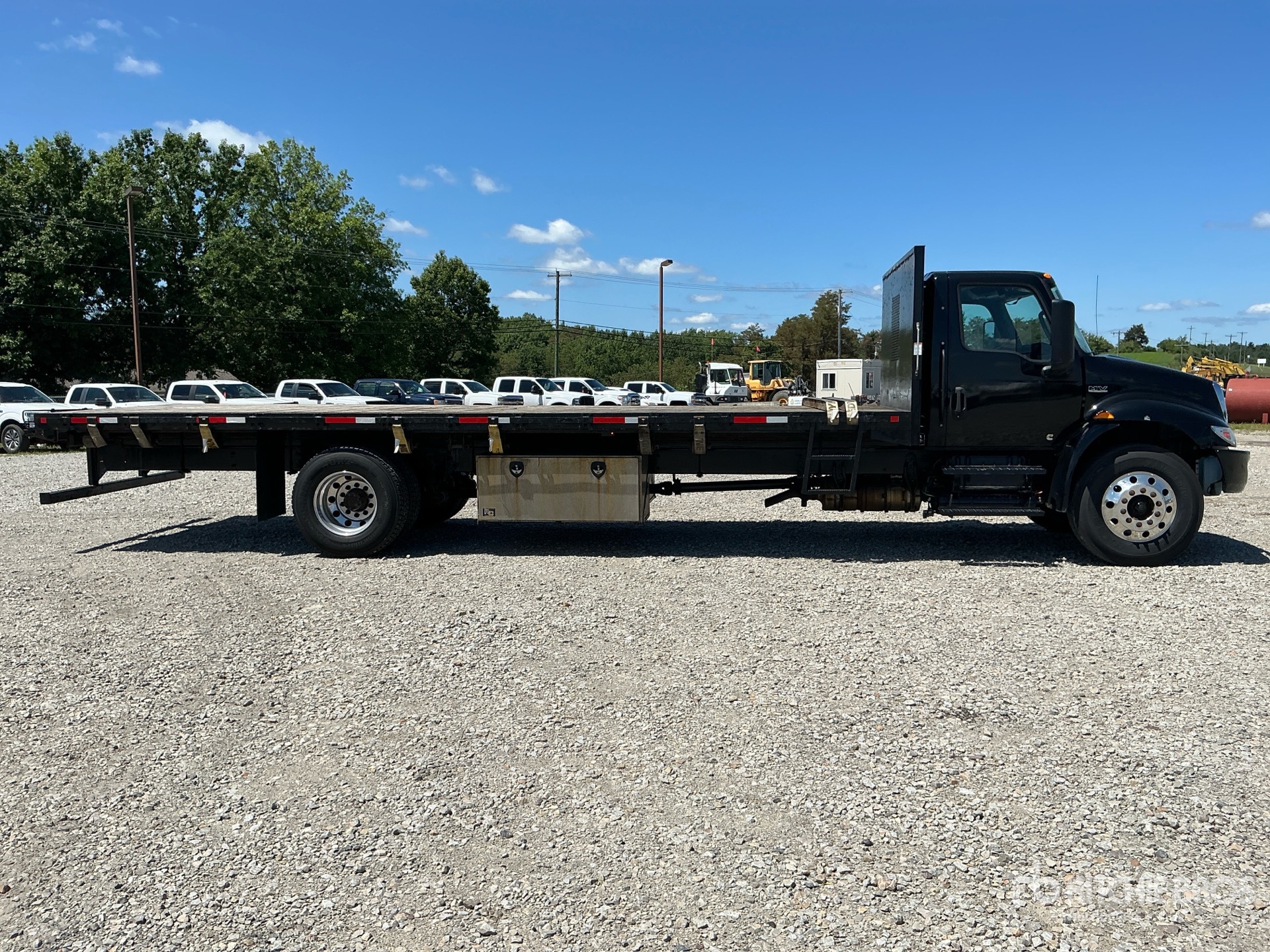 2022 International MV607
