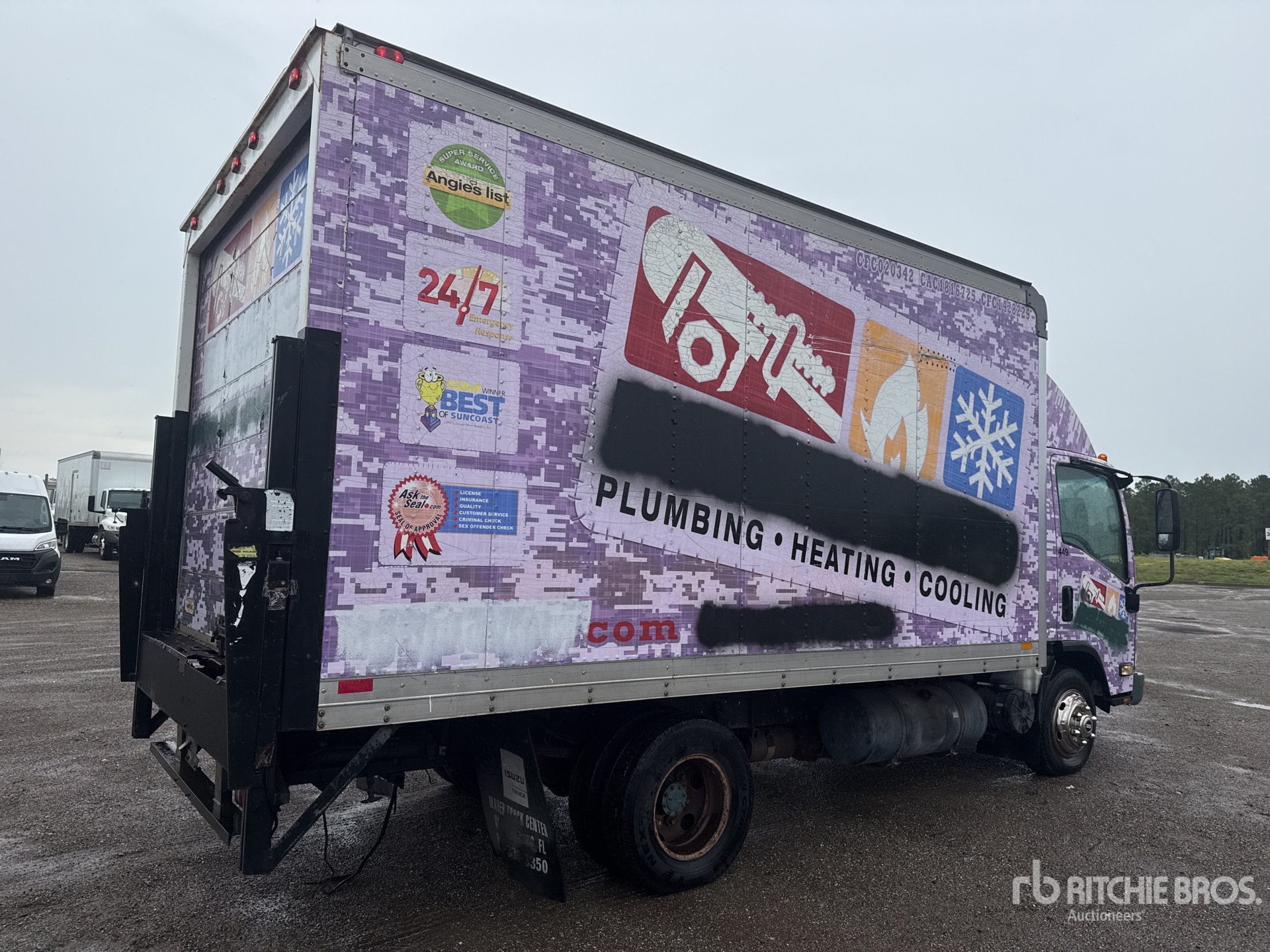 2008 Isuzu FRR