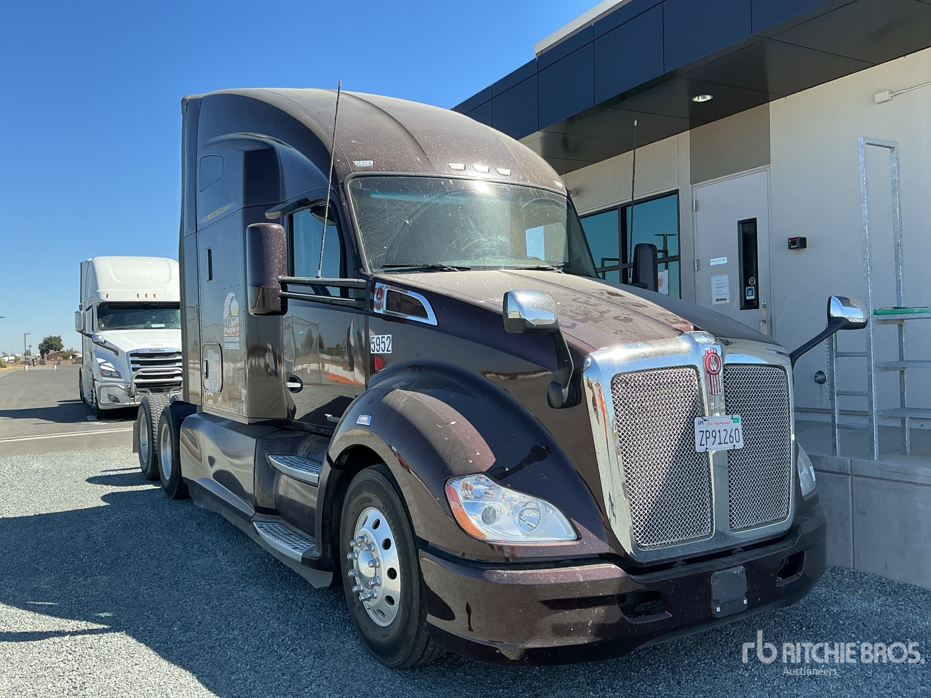 2021 Kenworth T680