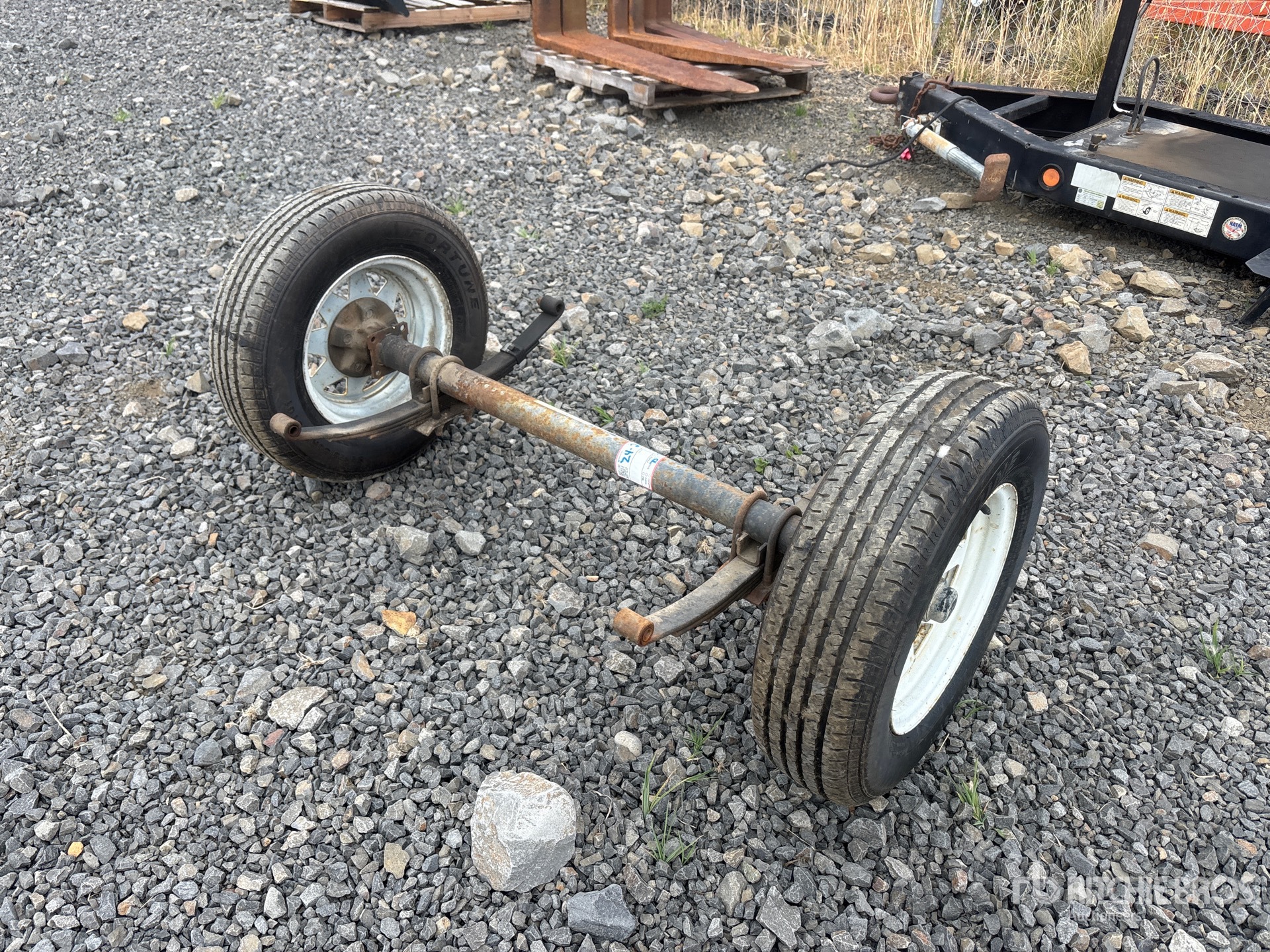 General Appearance with Picture, Right Rear Corner