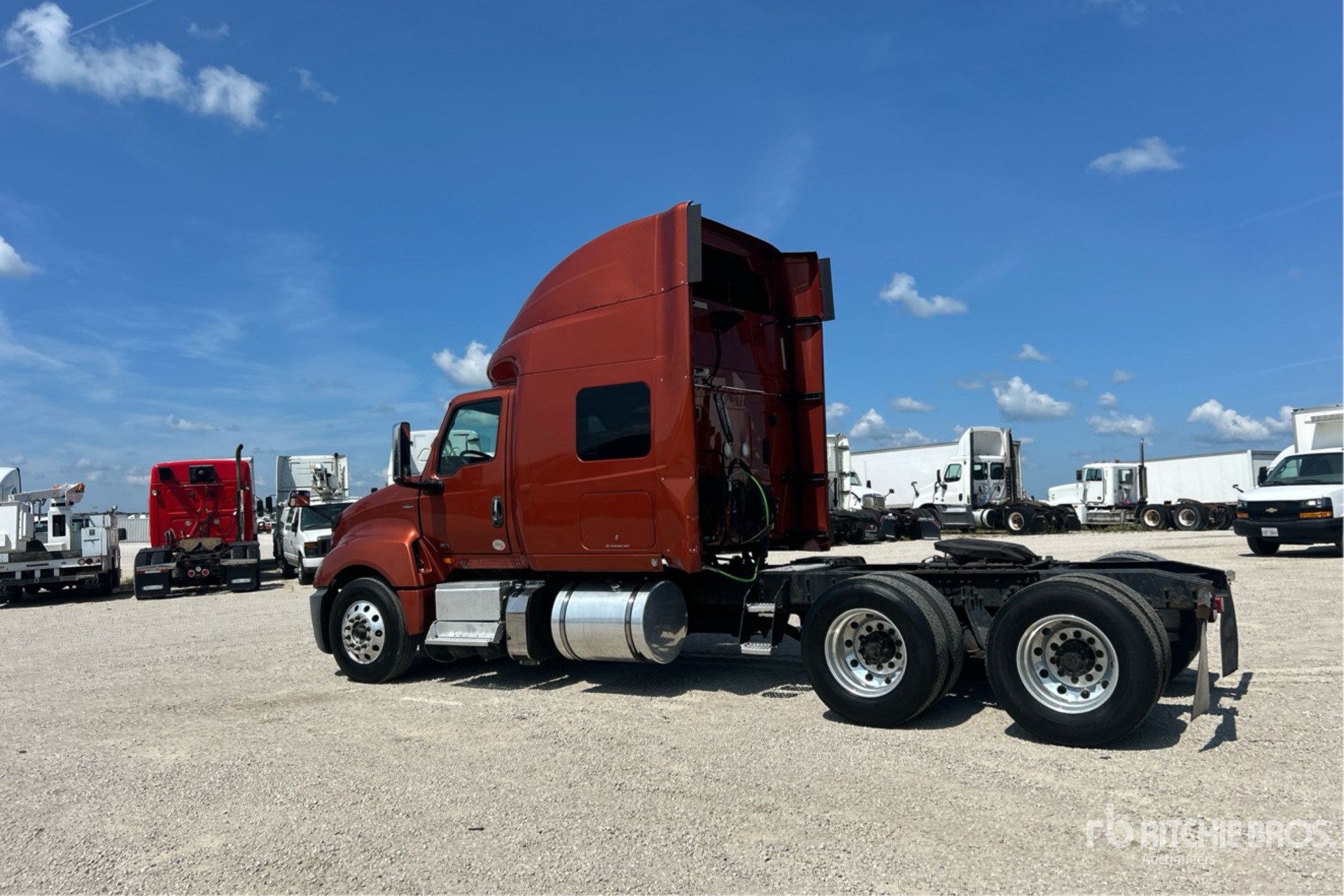 2018 International LT625