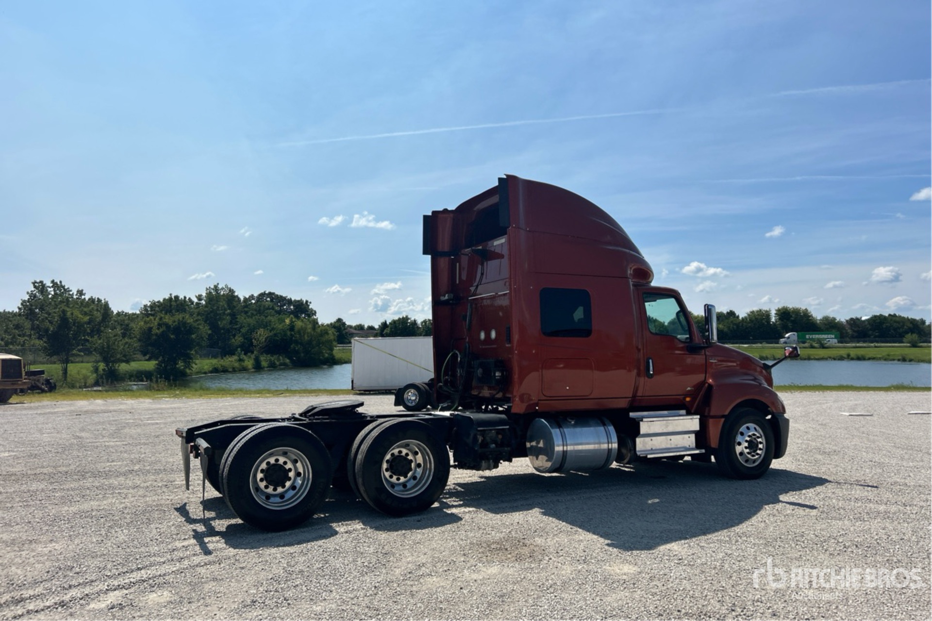 2018 International LT625