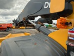 Hydraulics with Loader Lift Cylinders