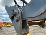 Chassis with Quick Coupler to Arms Pins