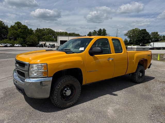 2008 Chevrolet 2500 HD 4x4 Extended Cab Pickup