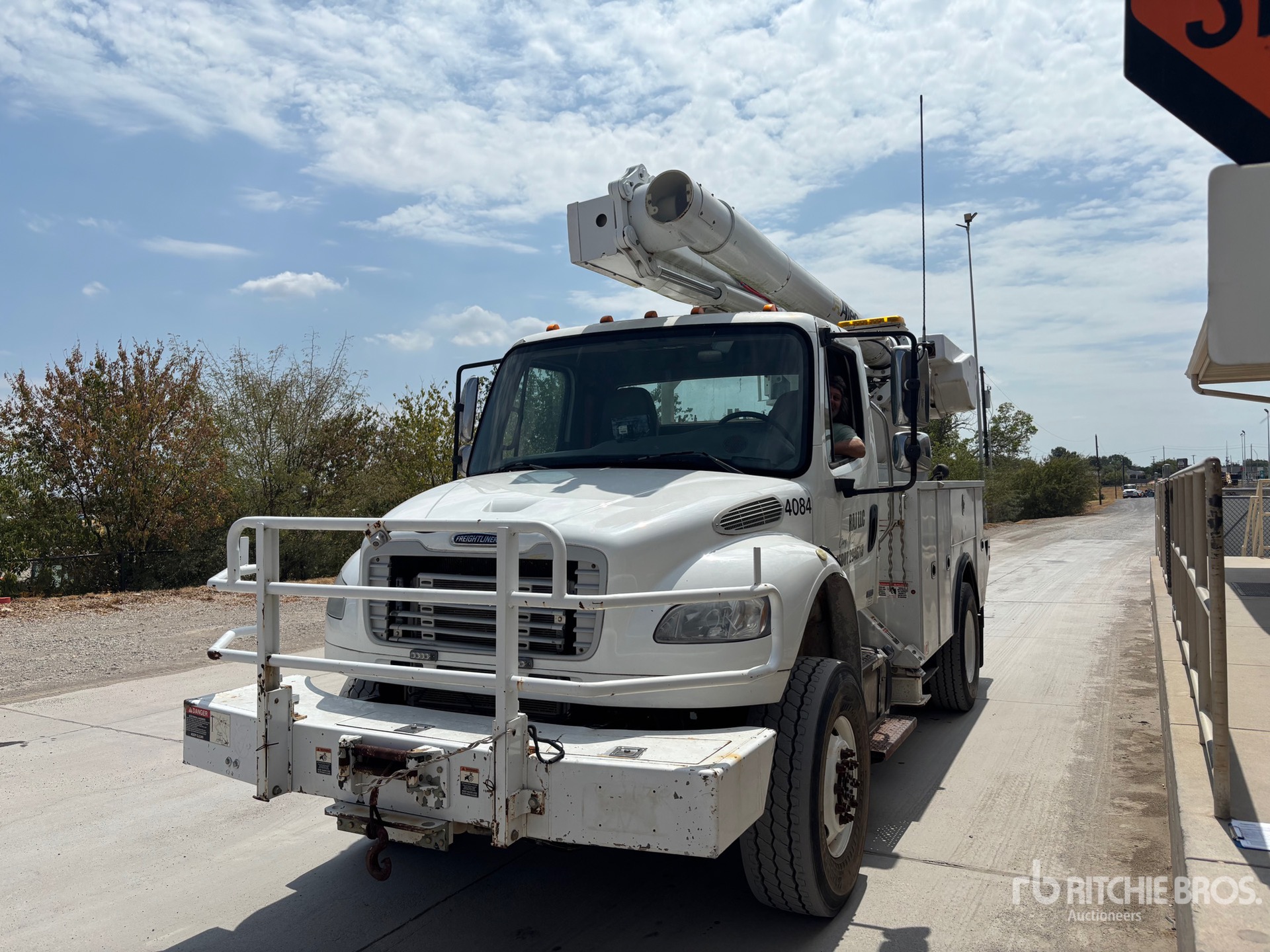 Photo of 2016 Freightliner M2 106