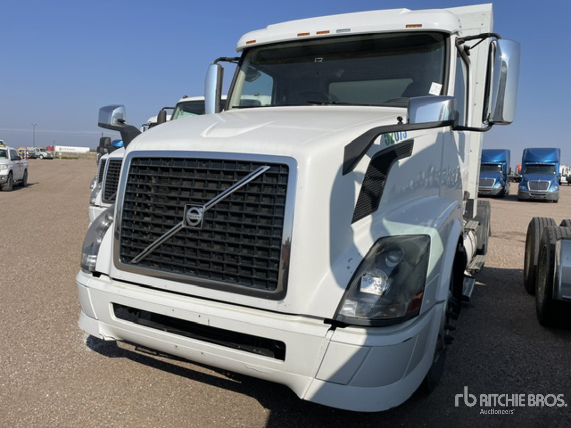 2015 Volvo VNL300