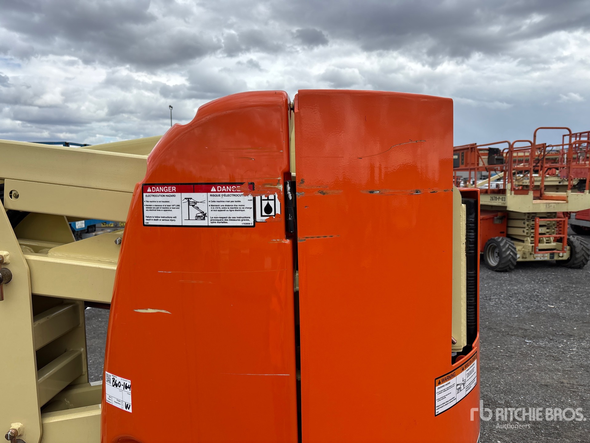 2009 JLG E300 AJP