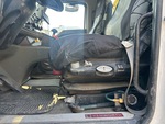 Cab with Seats/armrests