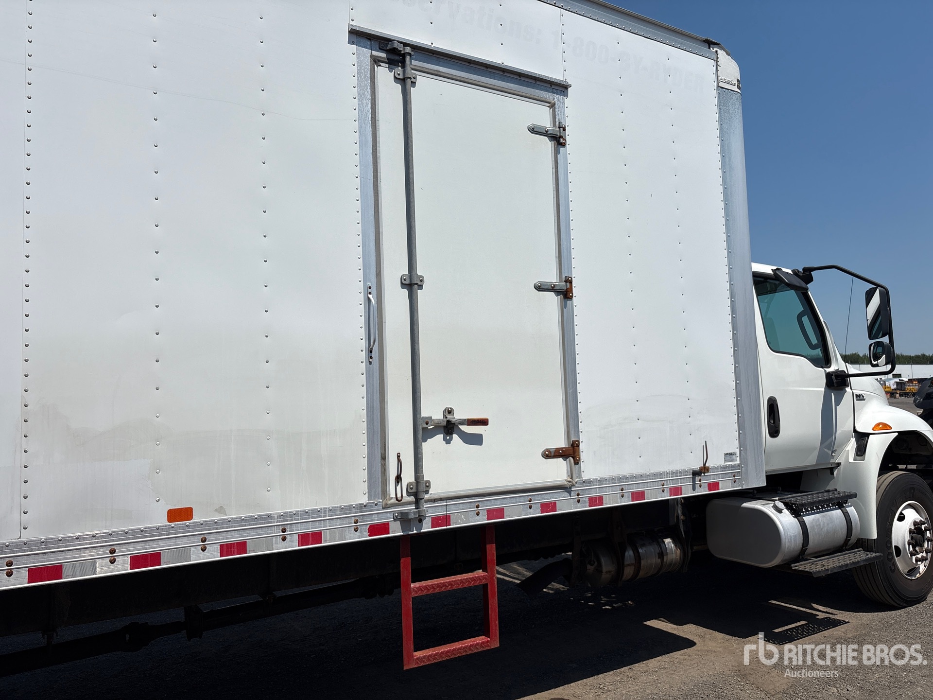 2020 International 4300