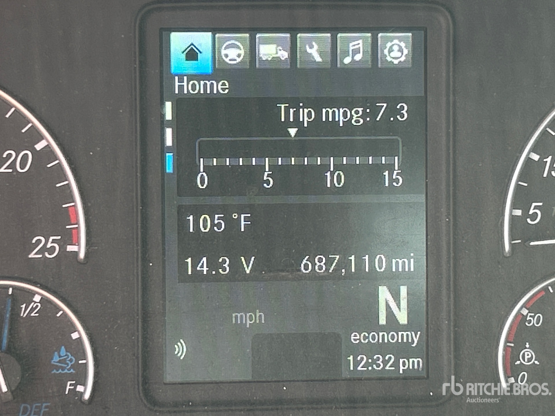 2021 Freightliner CASCADIA 116