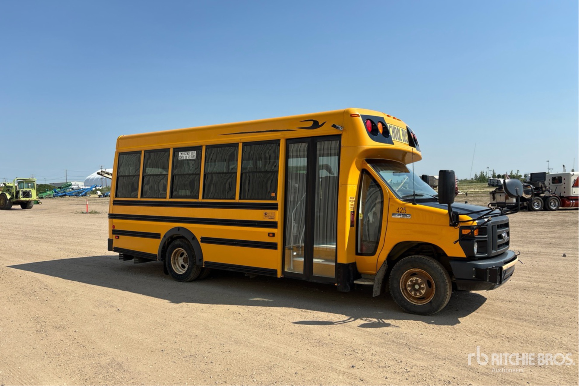 2017 Ford E-450