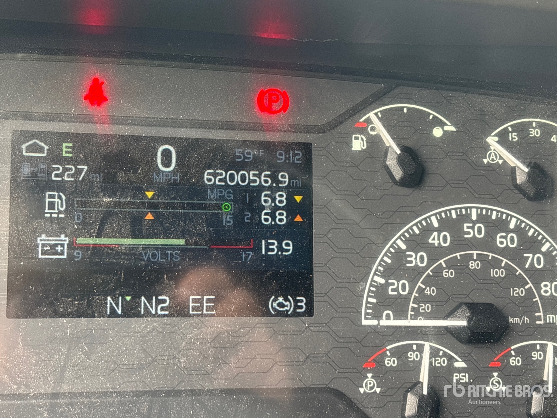 2023 Volvo VNL