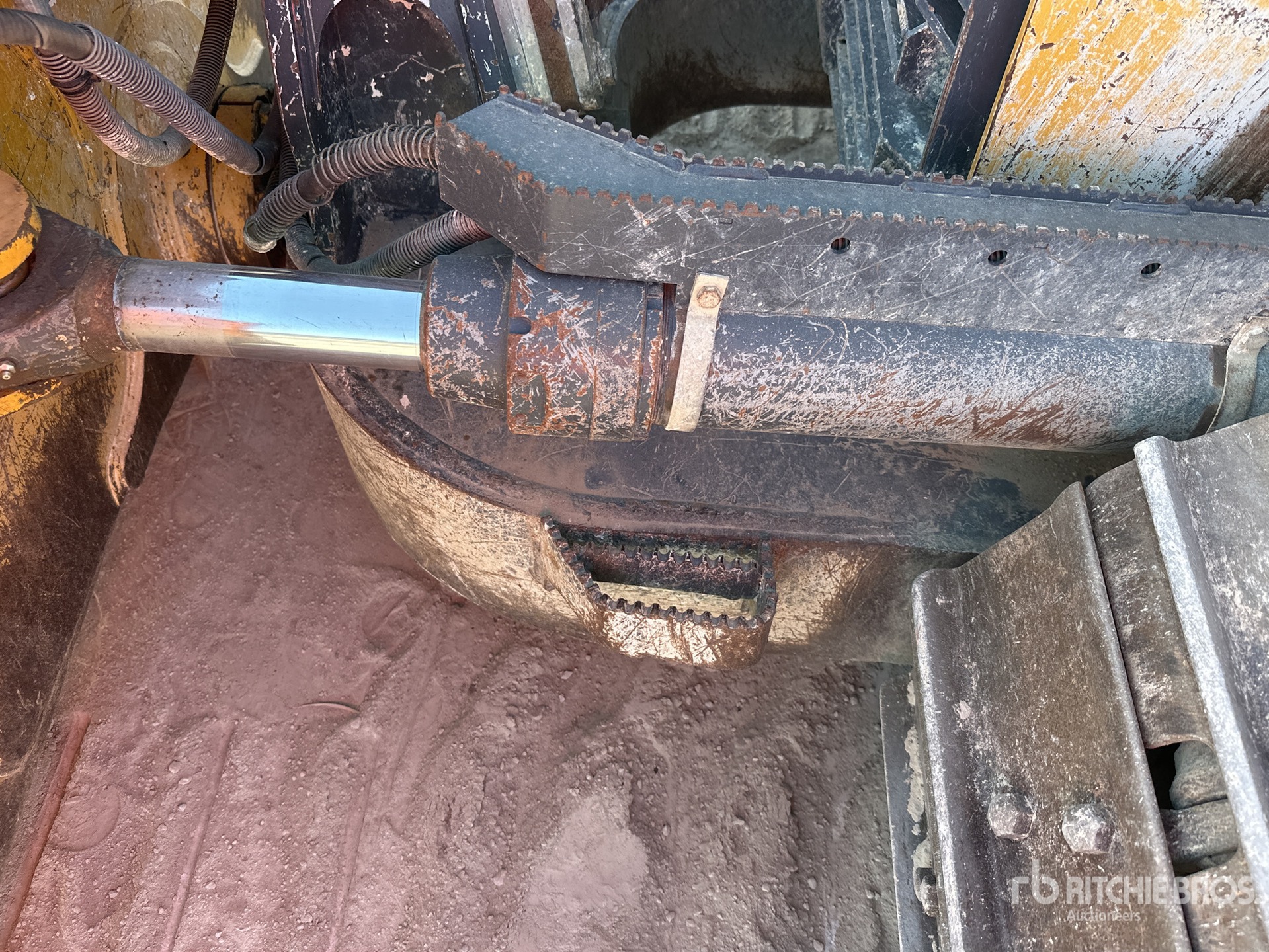 2021 John Deere 750L XLT