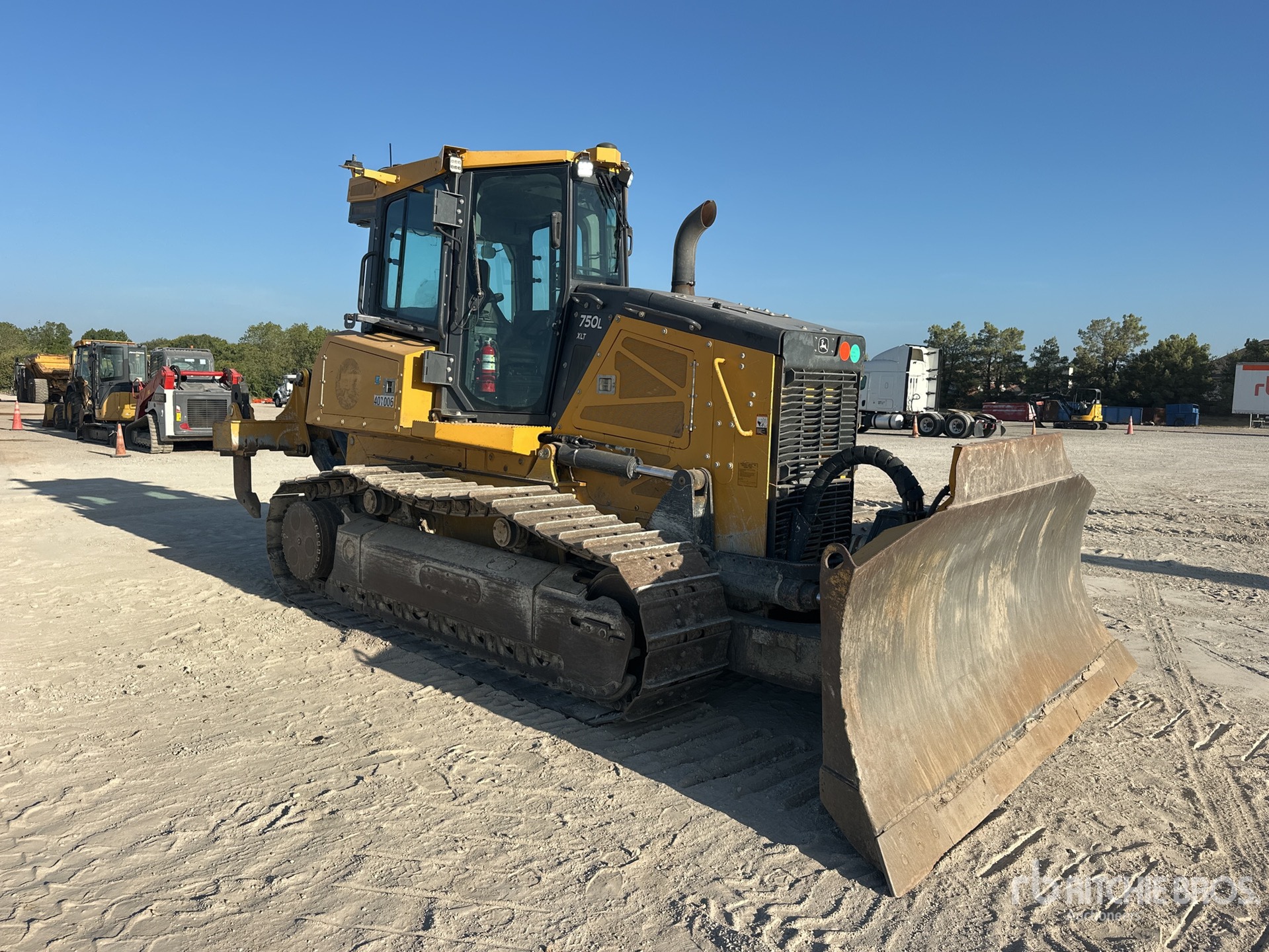 2021 John Deere 750L XLT