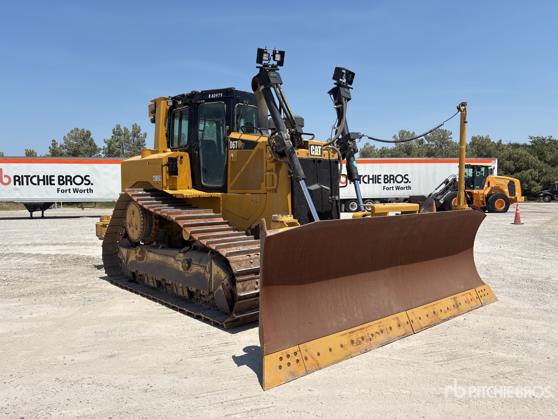 2016 Caterpillar D6T LGP