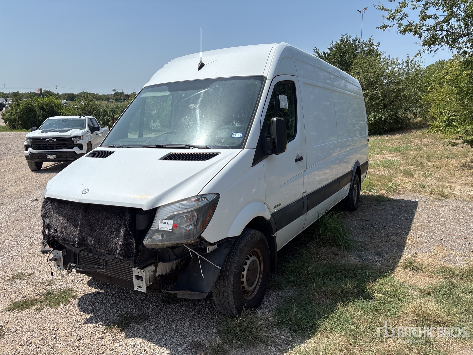General Appearance with Picture, Left Front Corner