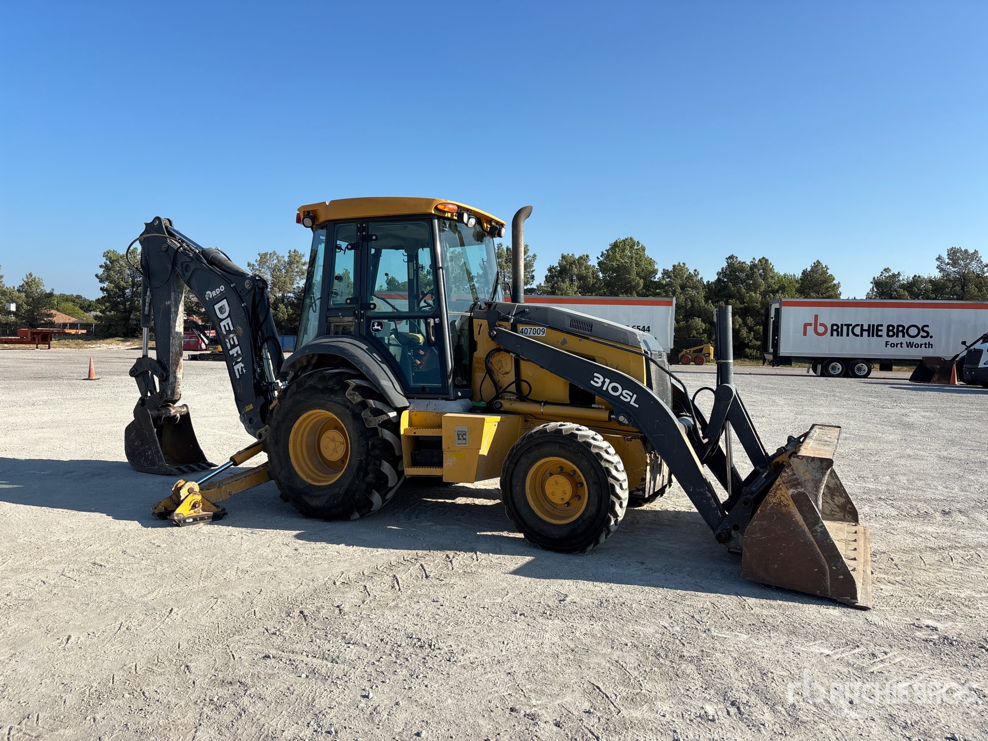 2016 John Deere 310SL