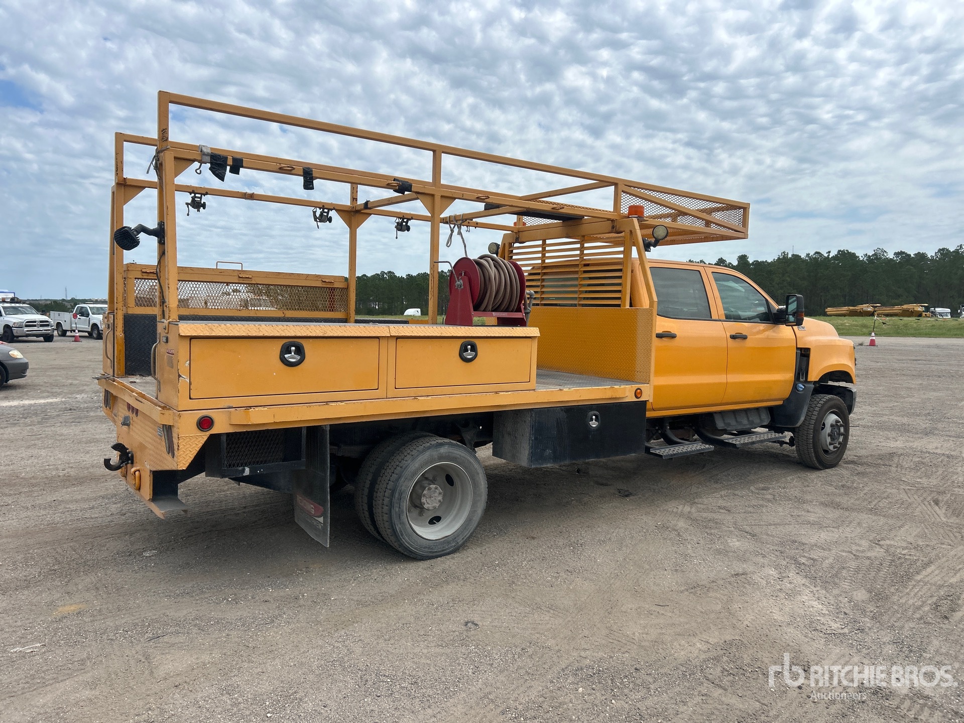 2019 International CV515