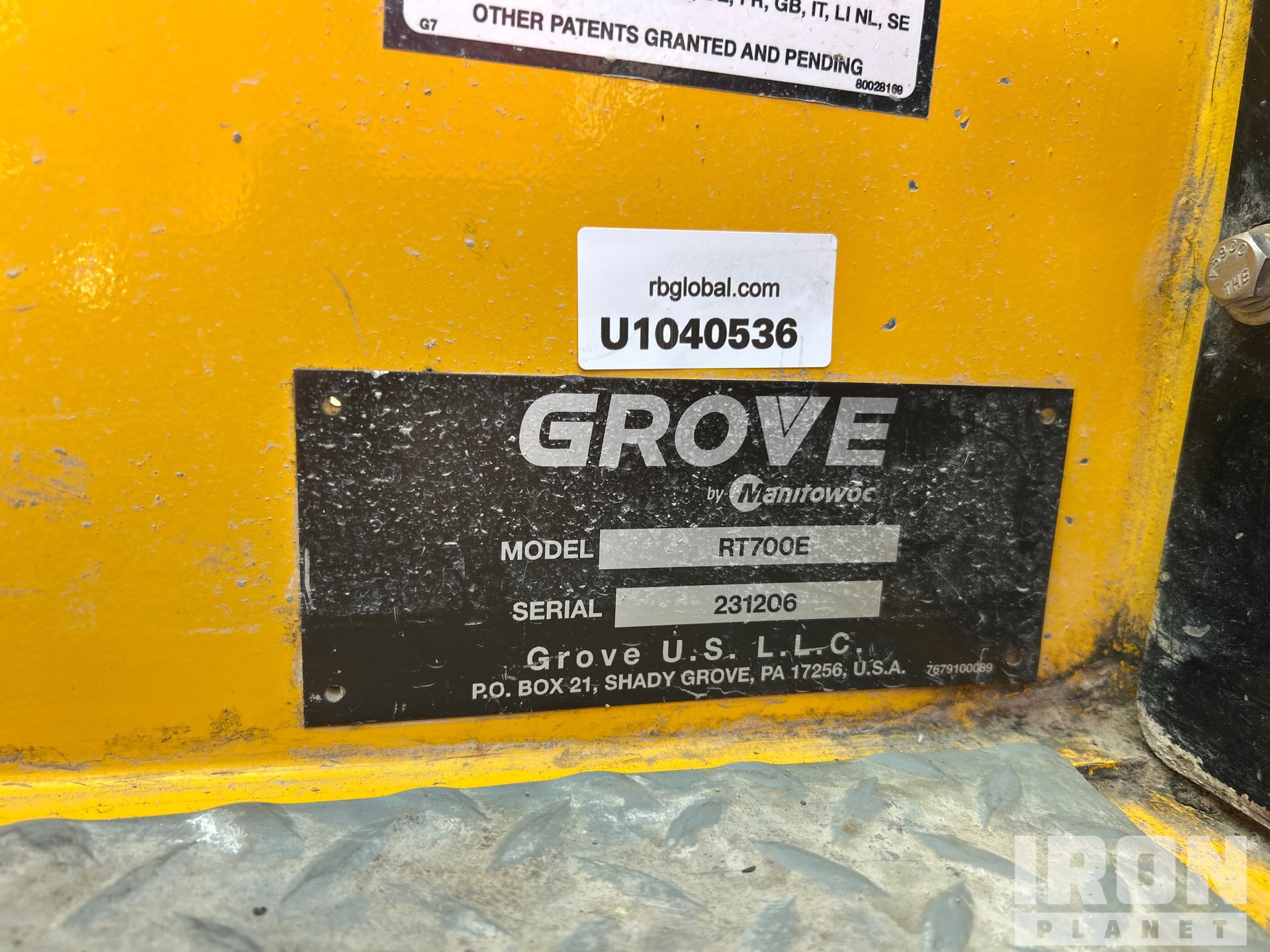 2010 Grove RT700E