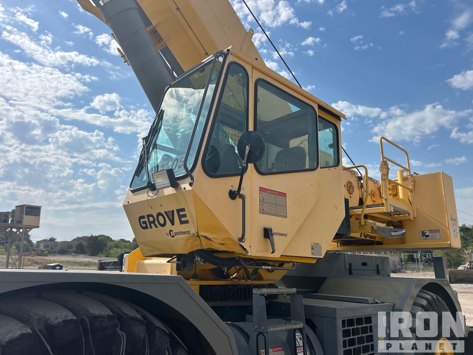 2010 Grove RT700E