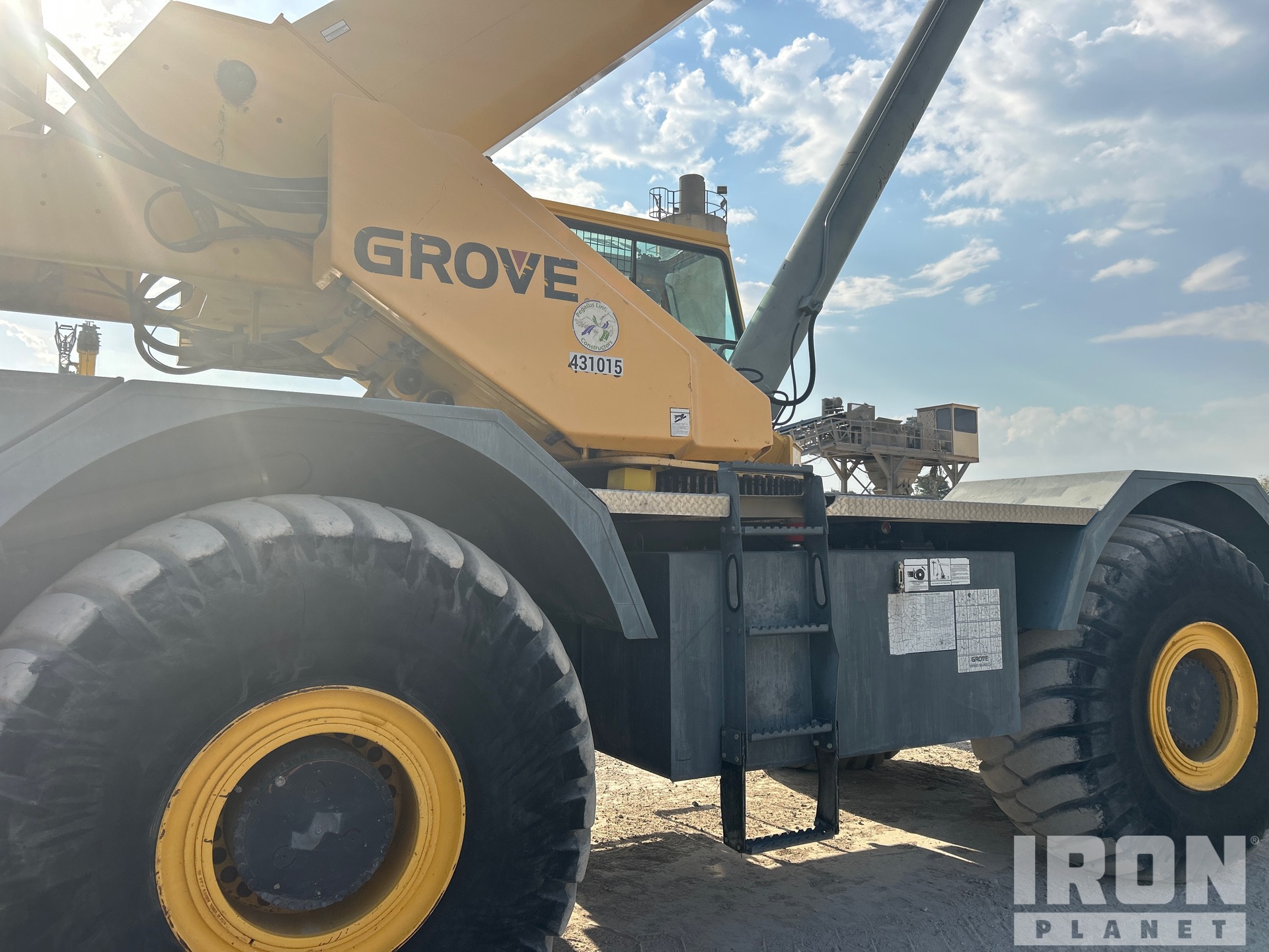 2010 Grove RT880E