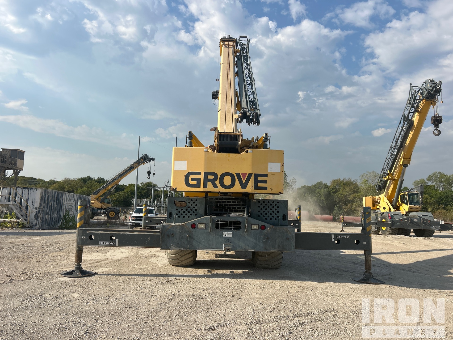 2010 Grove RT880E