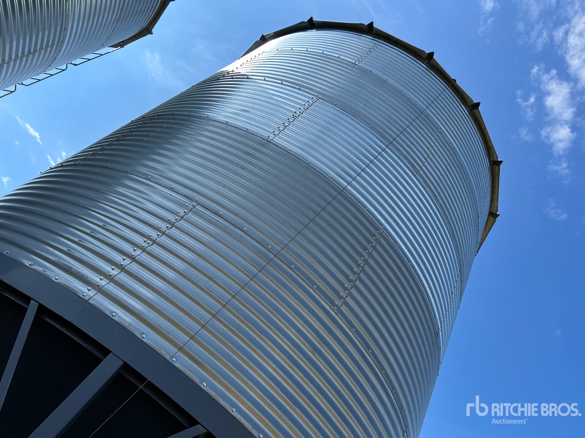 Viterra +/- 4900 BU 5 RING HOPPER