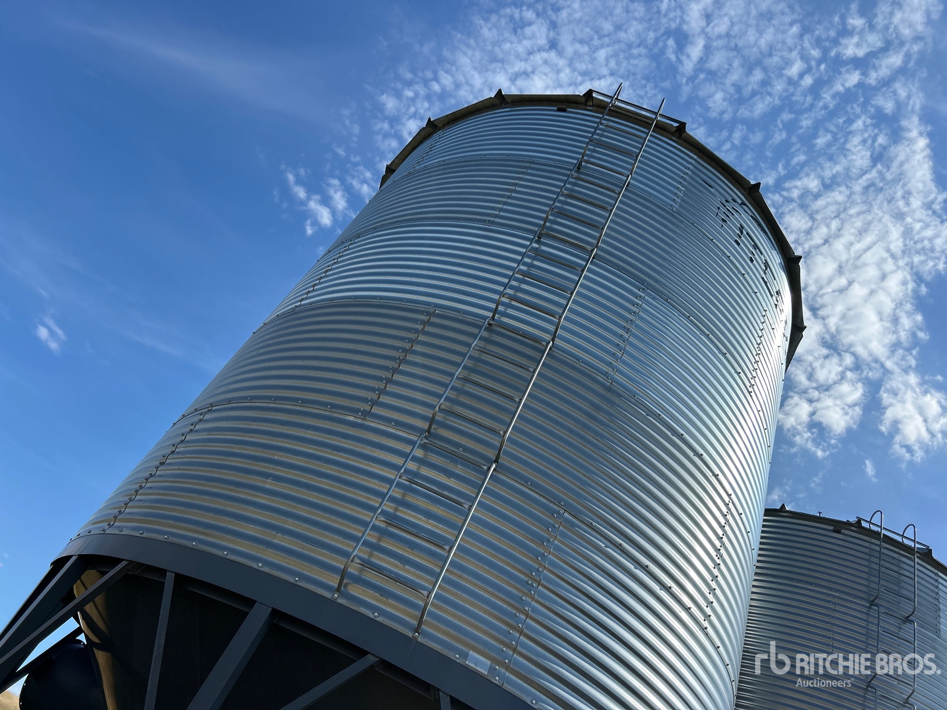 Viterra +/- 4900 BU 5 RING HOPPER