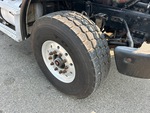 Underbody with Right Steer Tire