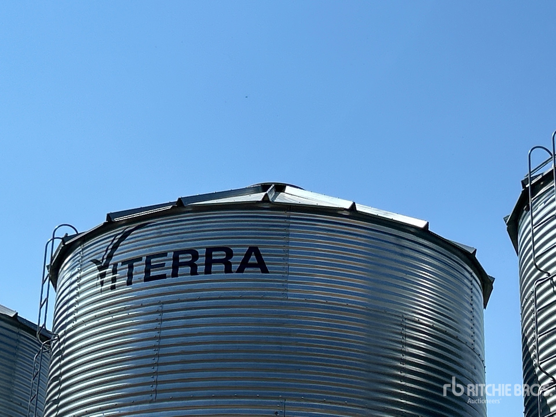 Viterra +/- 4900 BU 5 RING HOPPER