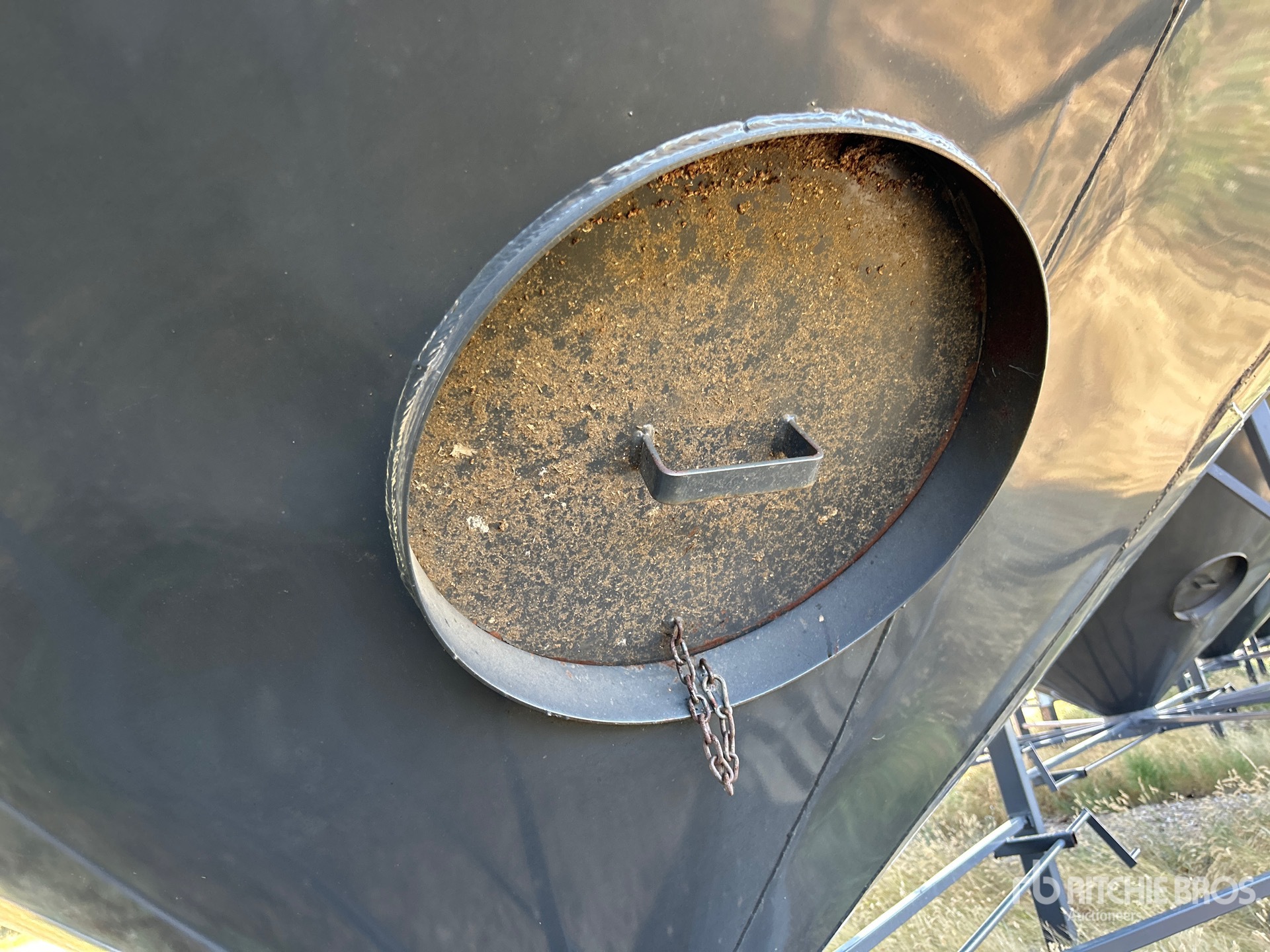 Viterra +/- 4900 BU 5 RING HOPPER
