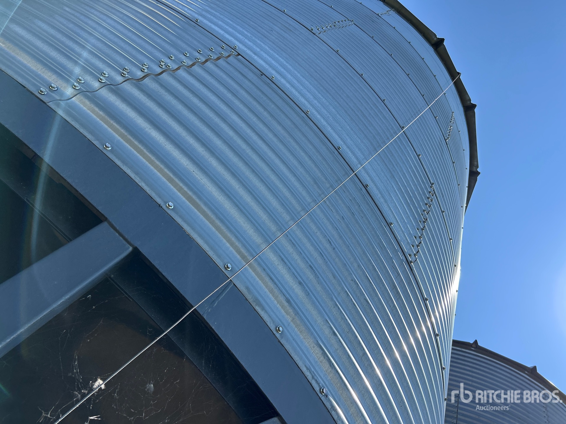 Viterra +/- 4900 BU 5 RING HOPPER