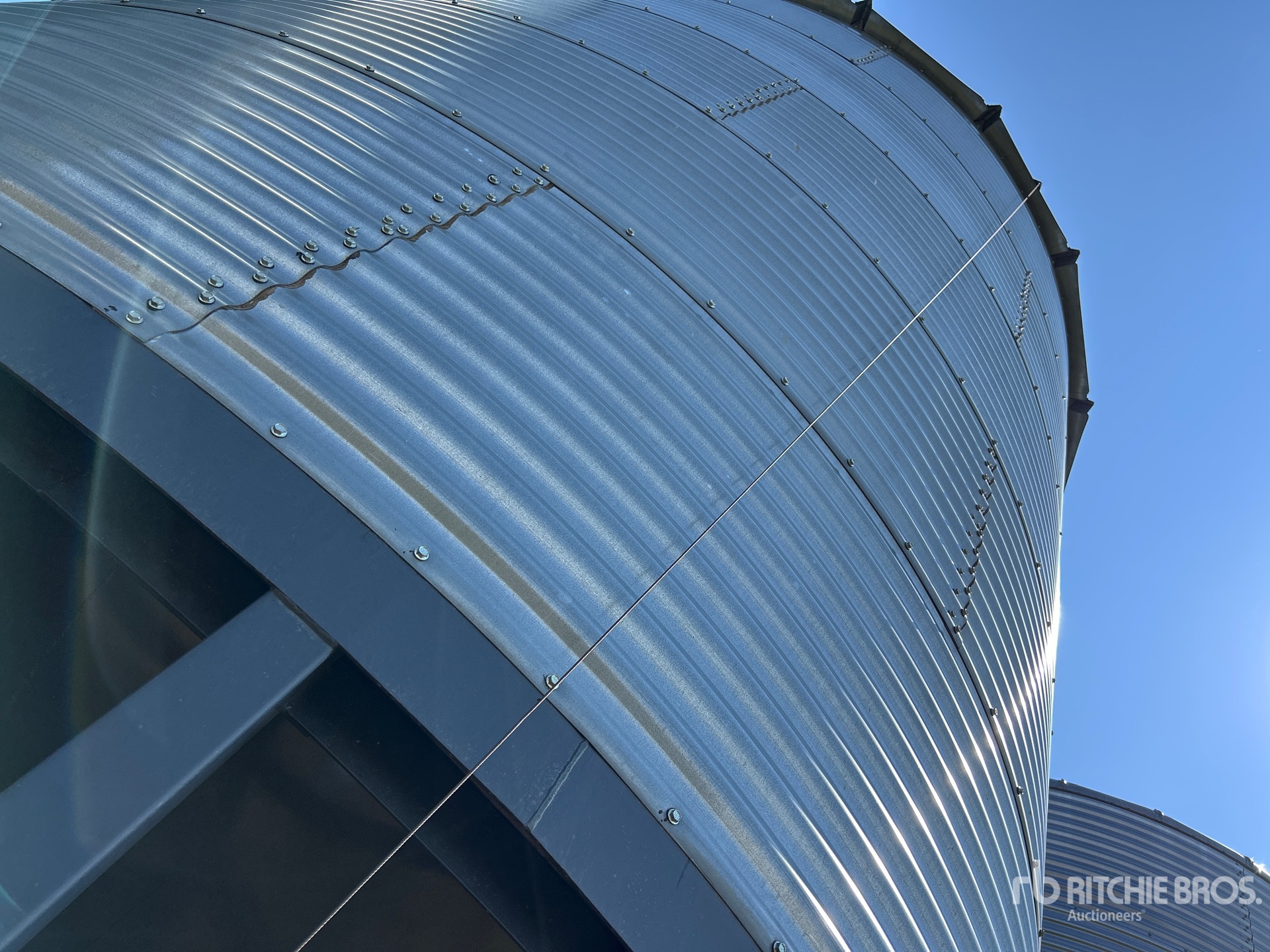 Viterra +/- 4900 BU 5 RING HOPPER