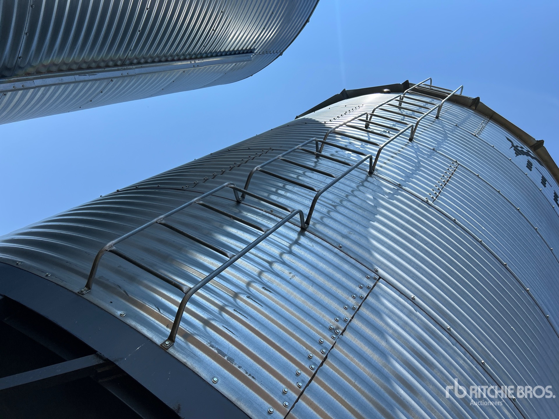 Viterra +/- 4900 BU 5 RING HOPPER