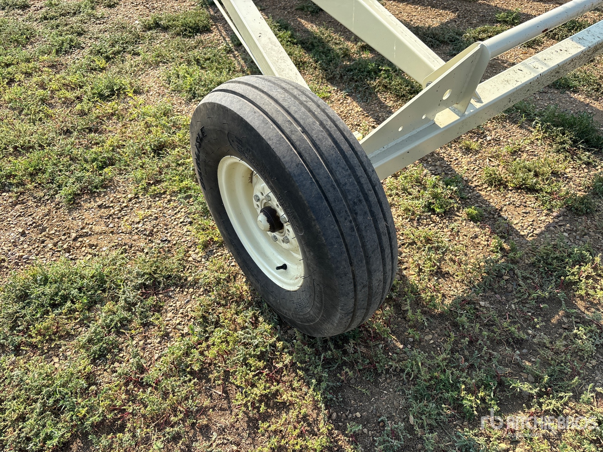 2019 Farm King 1370