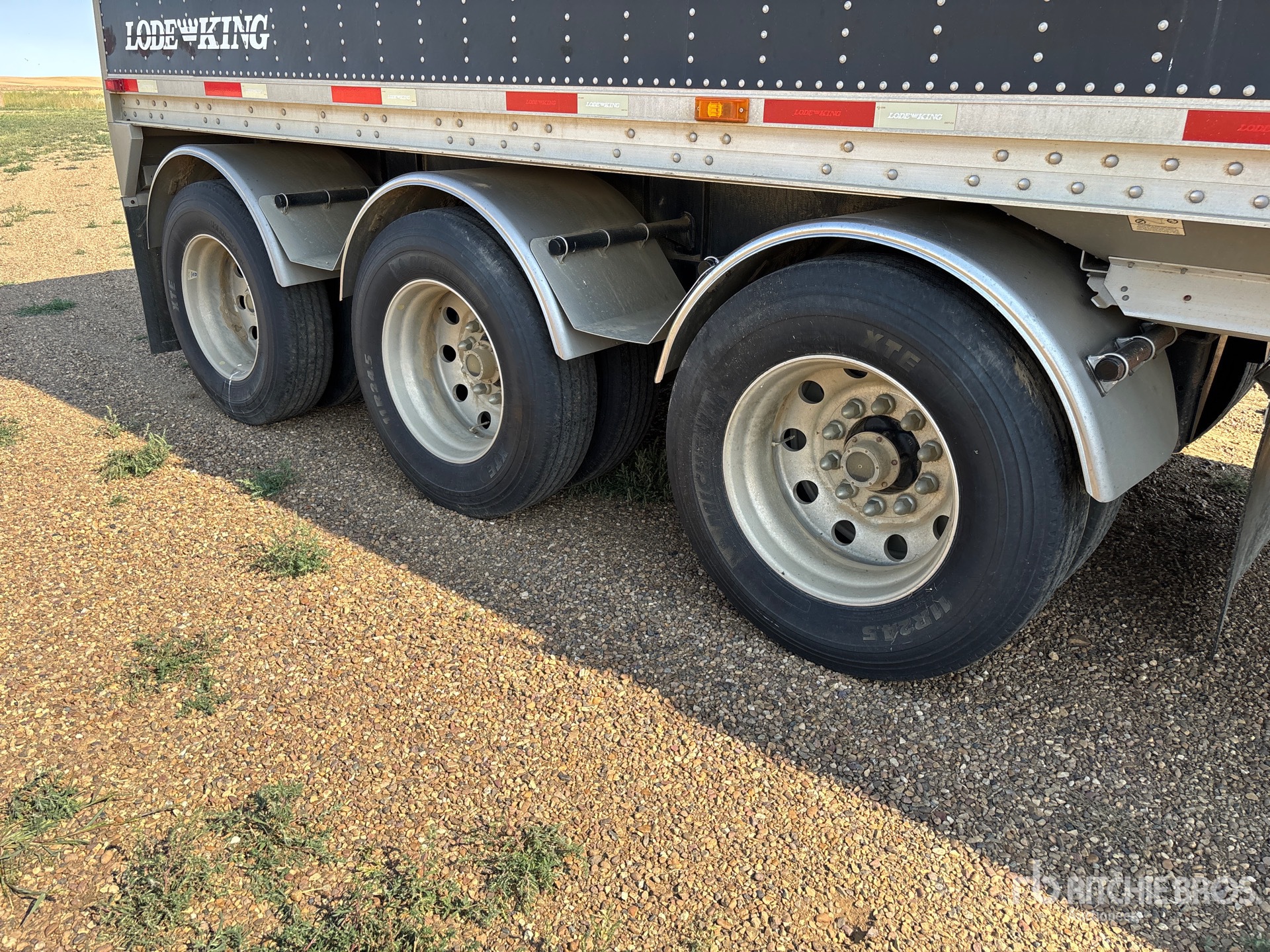 Load King  TRI/A