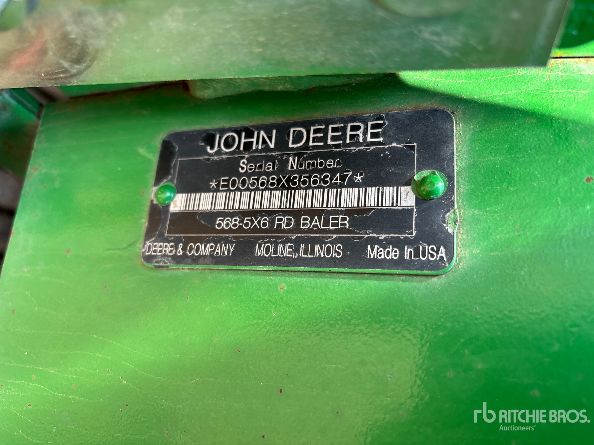 John Deere 568