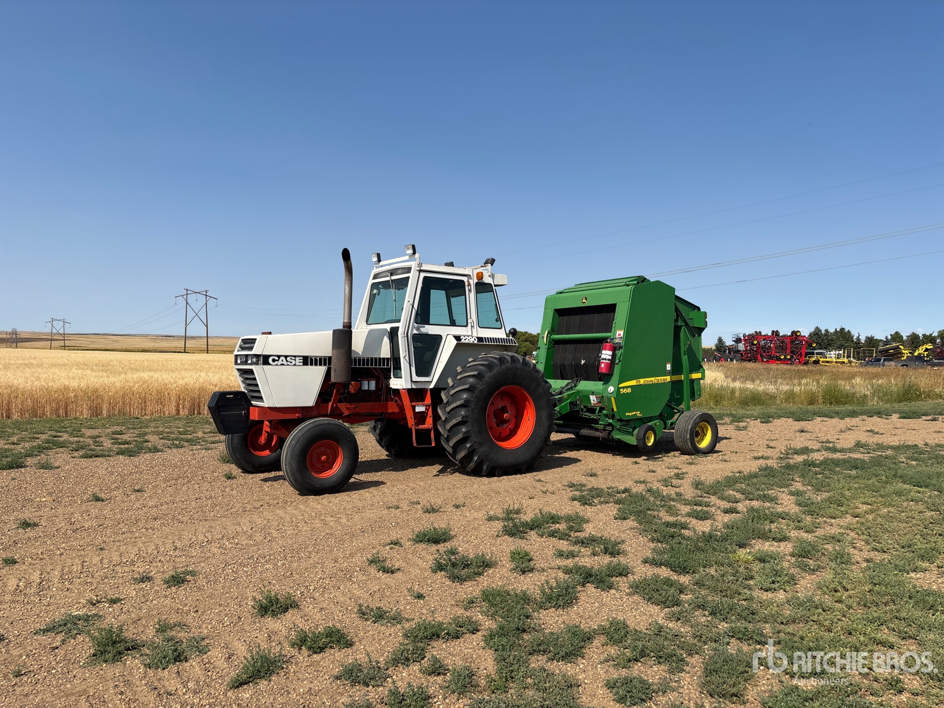 John Deere 568