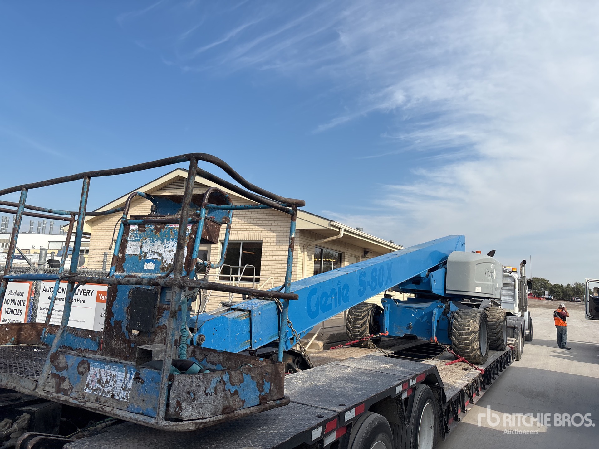 Photo of 2014 Genie S-80X