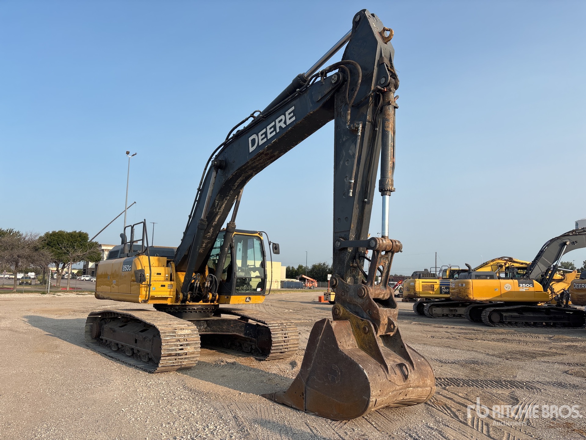 2018 John Deere 350G LC