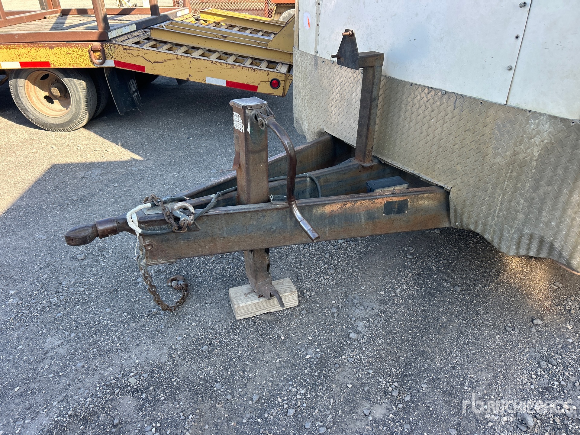 2004 Haulmark 16 FT T/A