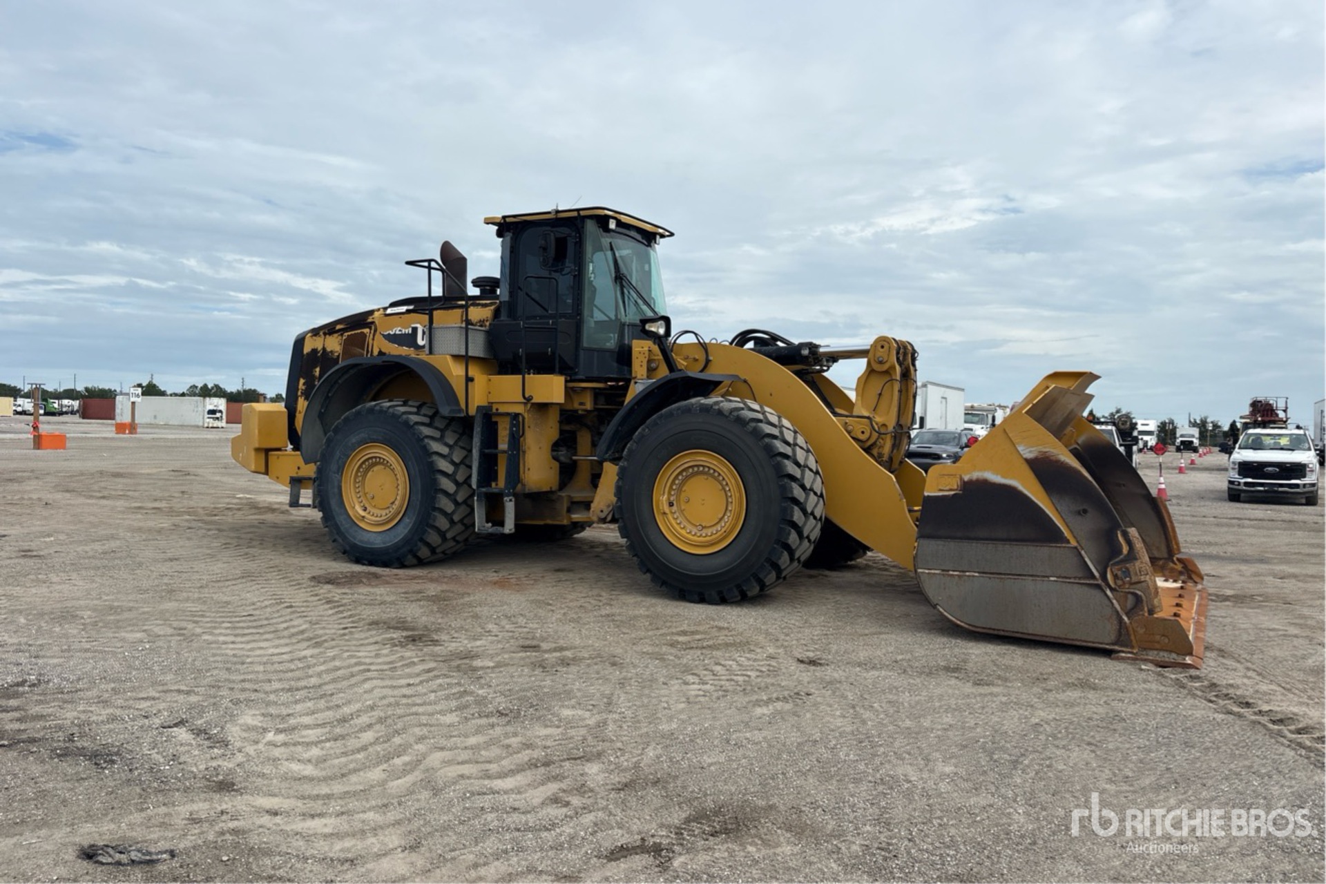 2017 Caterpillar 982M