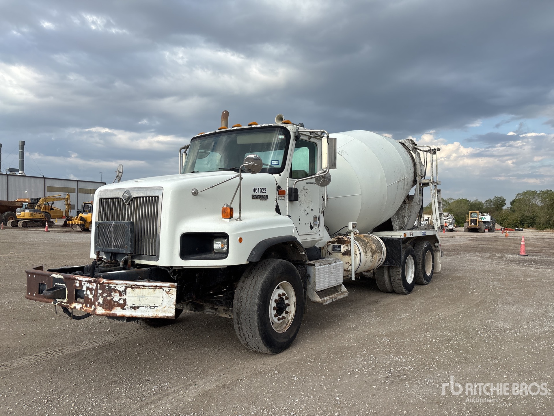 Photo of 2007 International PAYSTAR 5600I